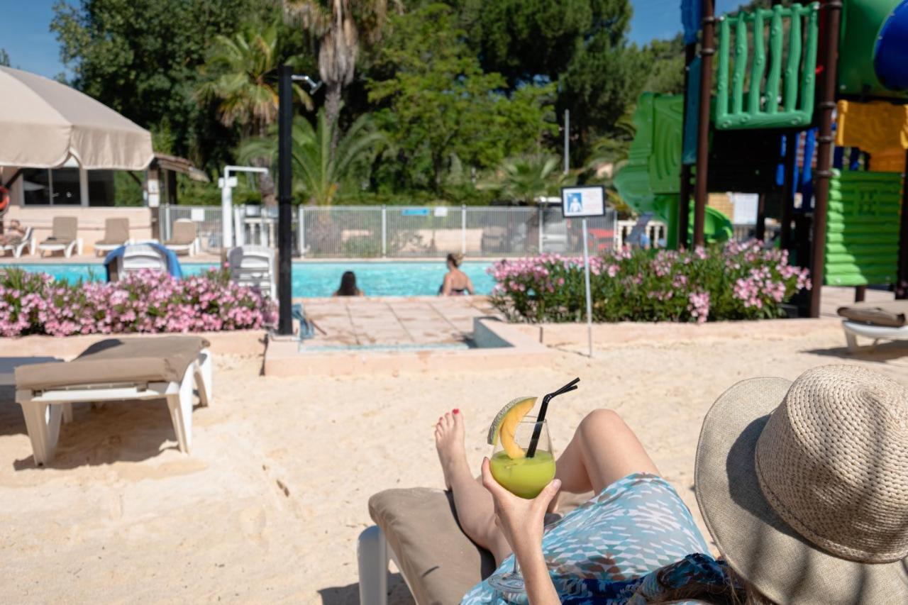 Camping Le Parc Des Monges Auribeau-sur-Siagne Zewnętrze zdjęcie